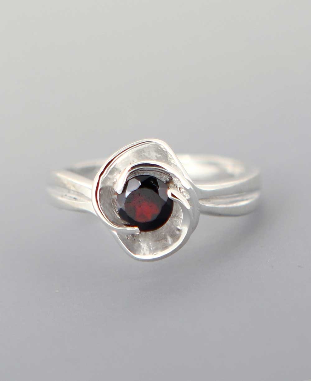 Grounding Energy Garnet And Stainless Steel Floral Ring