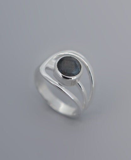 Shimmering Labradorite Stainless Steel Loop Ring